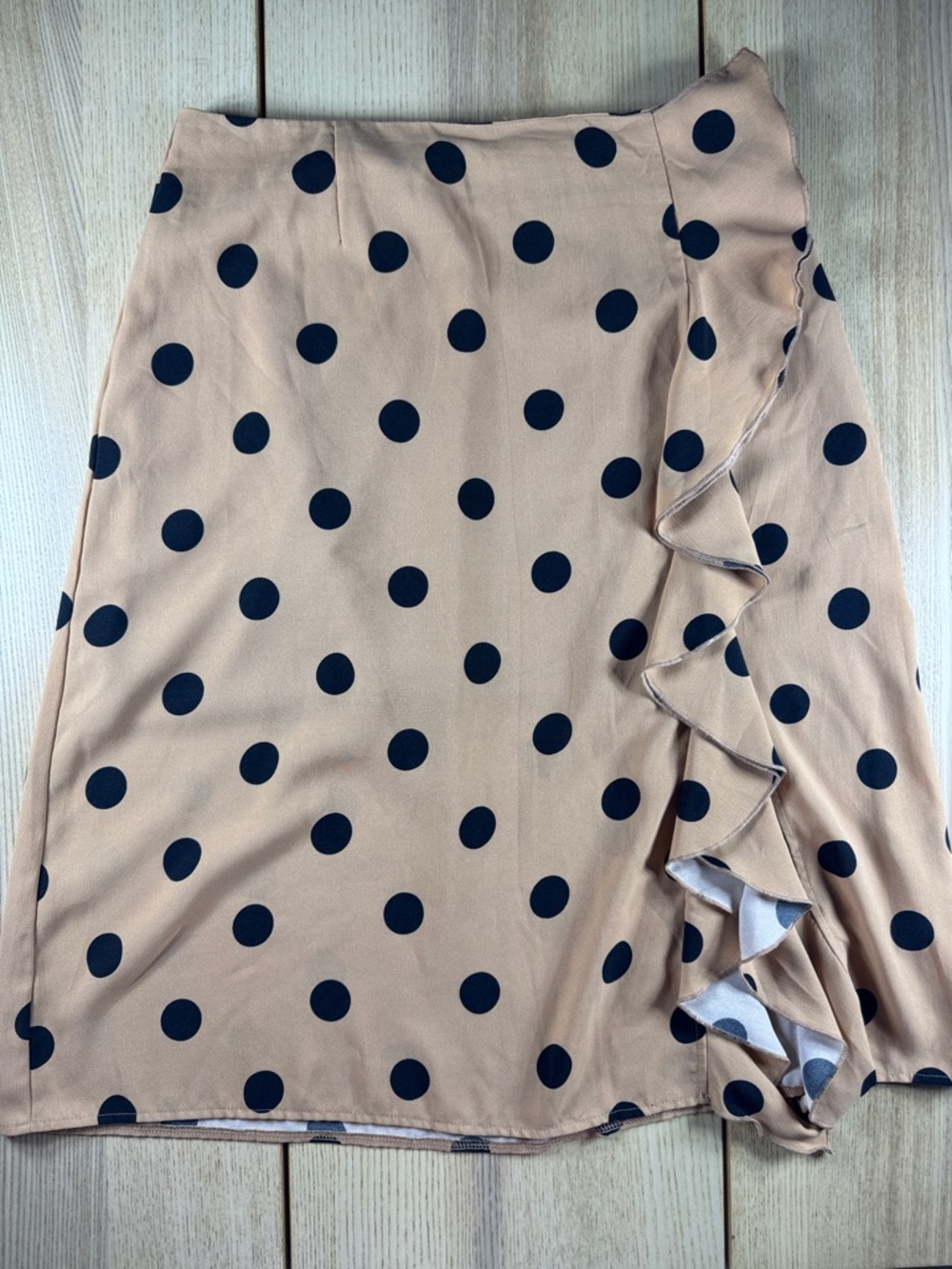 Missguided Polka Dot Ruffle Skirt Tan Black Size 10 US